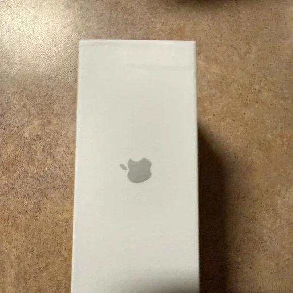 Apple AirPods Pro in Classic White